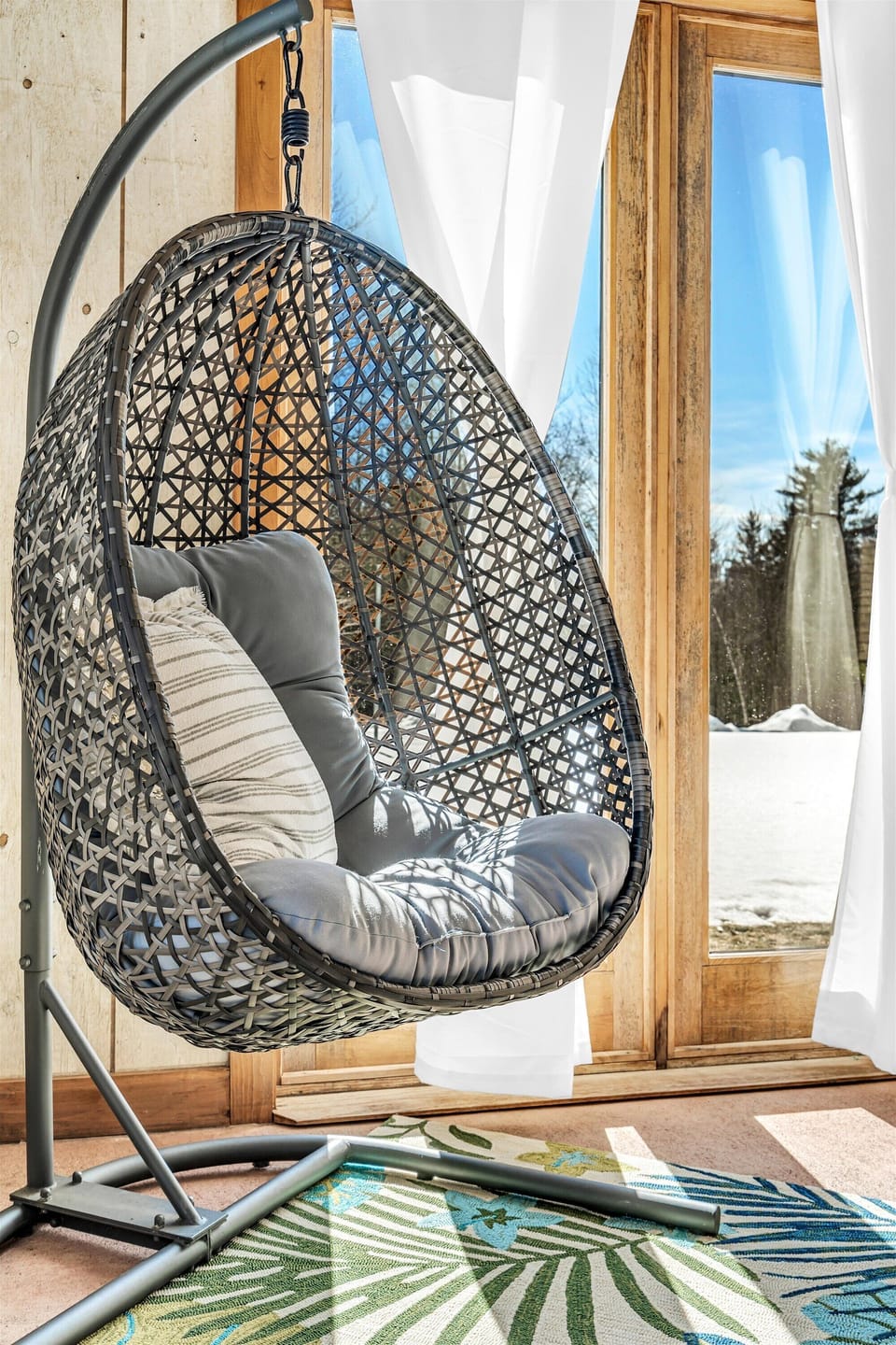 great spot for daydreaming or reading
