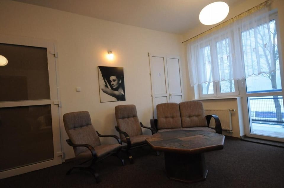 Exclusive Studio Suite | Free WiFi, bed sheets