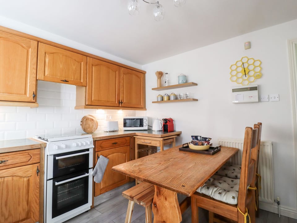Cottage | Interior