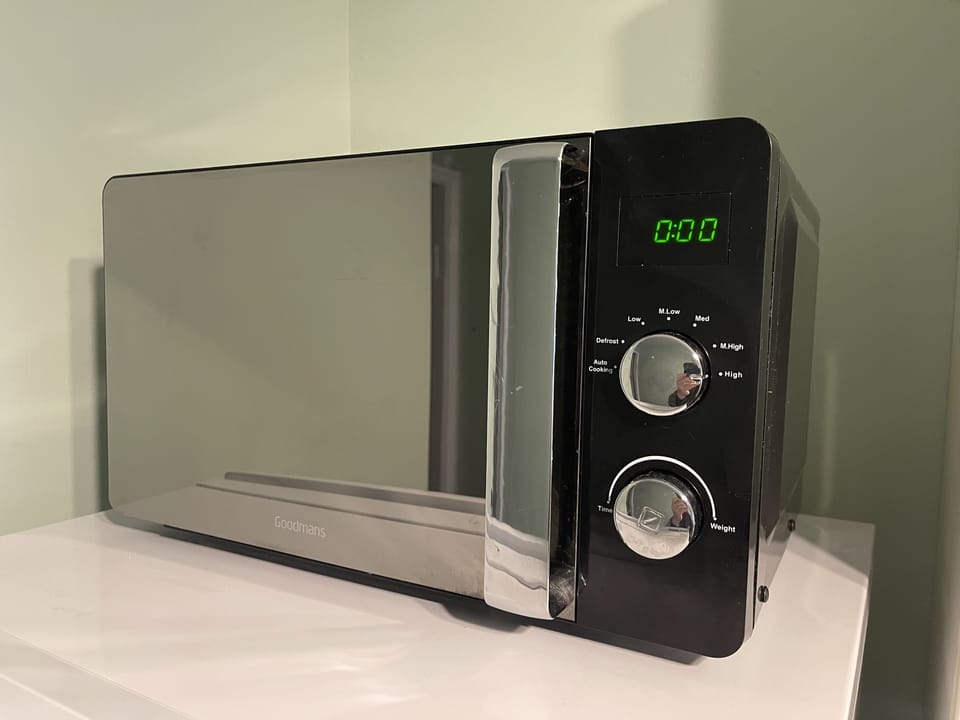 Design Apartment | Private kitchen | Fridge, electric kettle, cookware/dishes/utensils