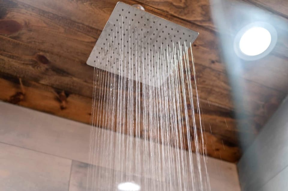 Rainhead in both master bathrooms