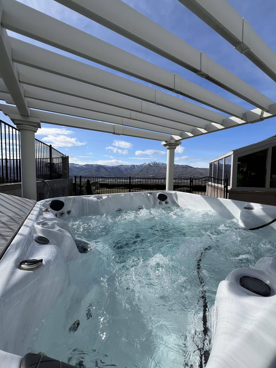 Swimming pool seasonal May to October.*
*May varies due to weather. (Not heated)