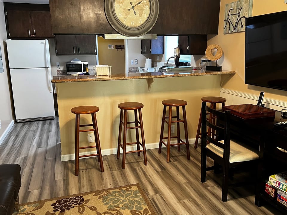 Family/Dining Room looking into kitchen