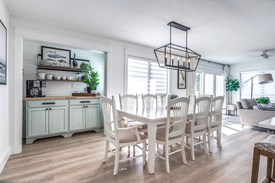 Dining area is great for those family dinners!