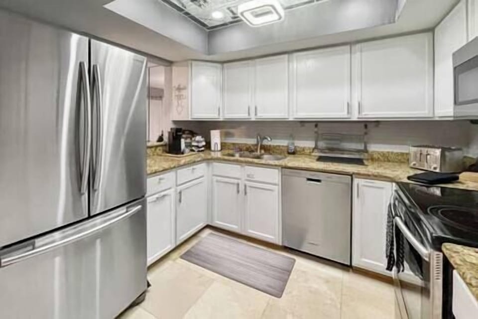 Complete kitchen area