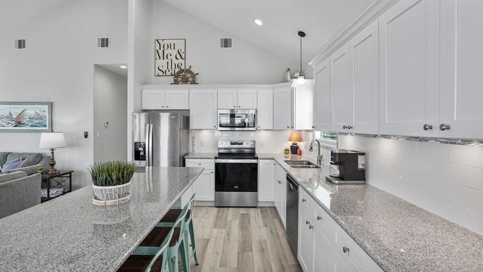 Spacious kitchen for the chef in your family.