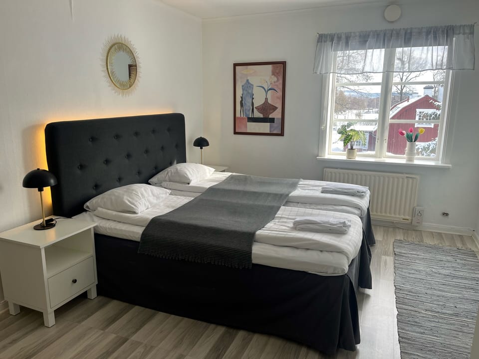 Standard Double Room | Premium bedding, desk, blackout drapes, WiFi (free)
