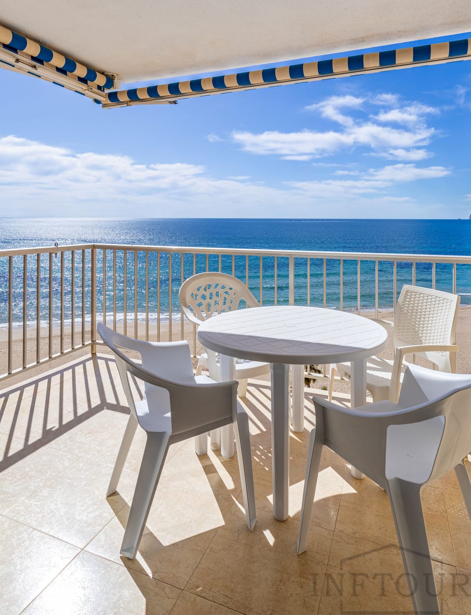 Balcony/Terrace,Beach,Sea view