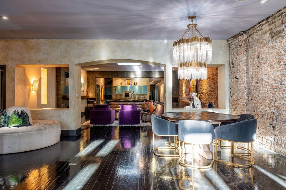 Dining with a View – Open sightlines to the spacious living room.