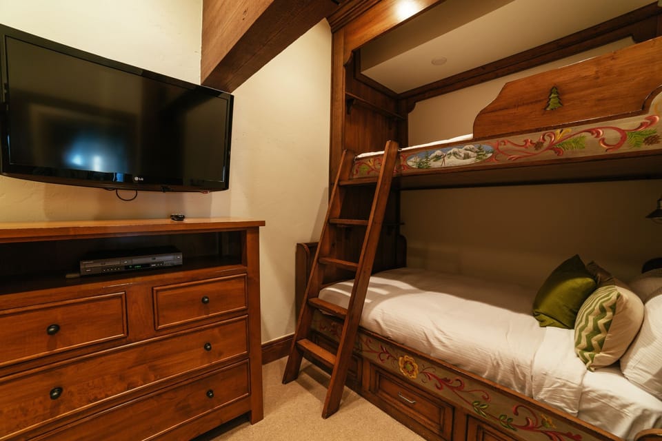 Suite, 2 Bedrooms | 2 bedrooms