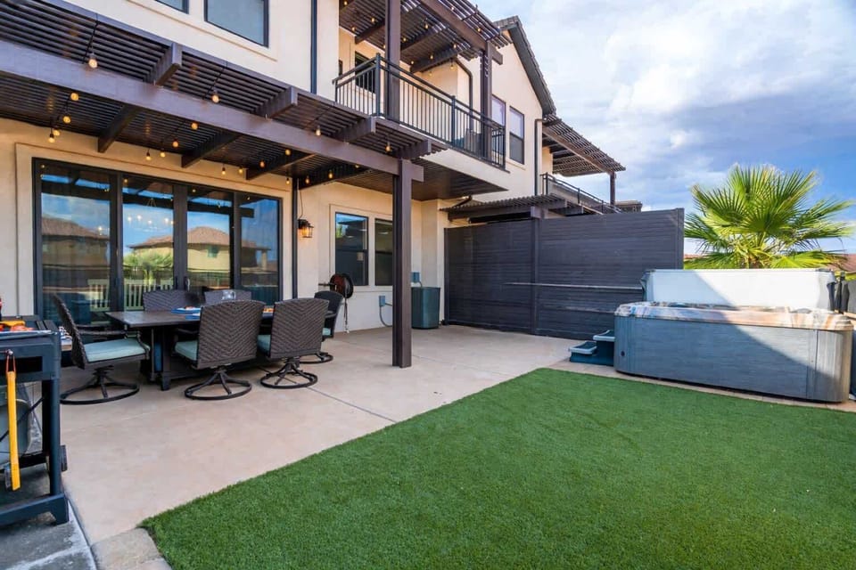 Relaxing backyard