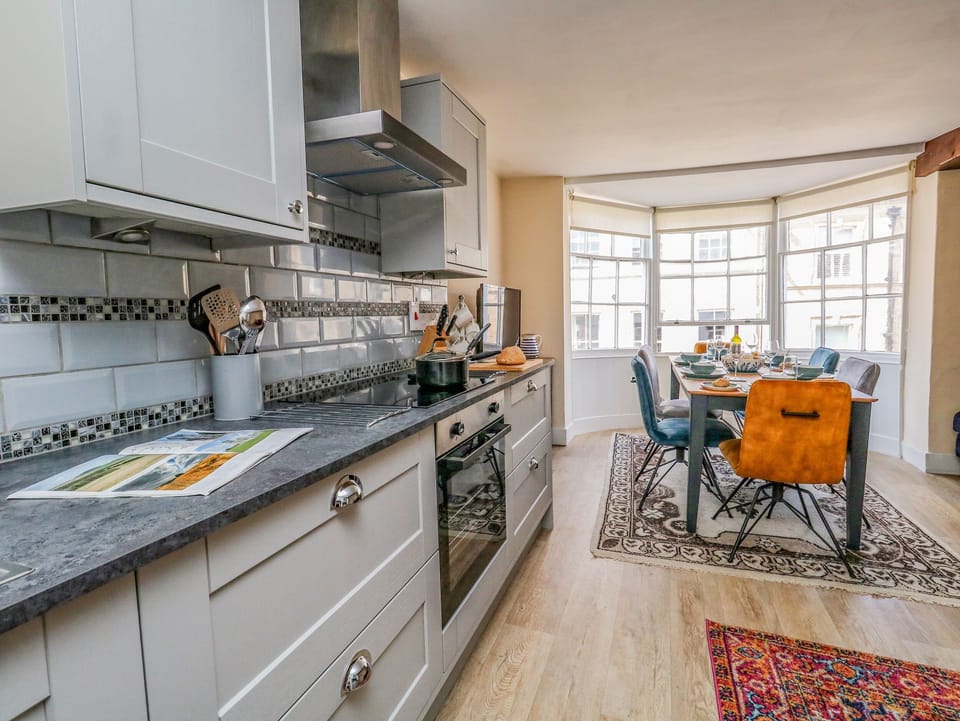 Fridge, dishwasher, electric kettle, toaster