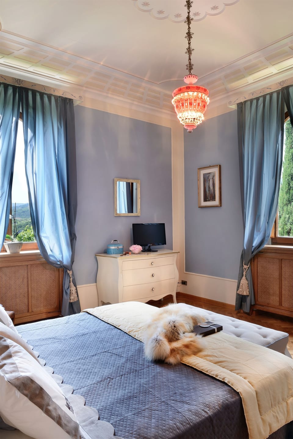 Suite, 1 Bedroom, Garden View | Premium bedding, in-room safe, individually furnished, blackout drapes