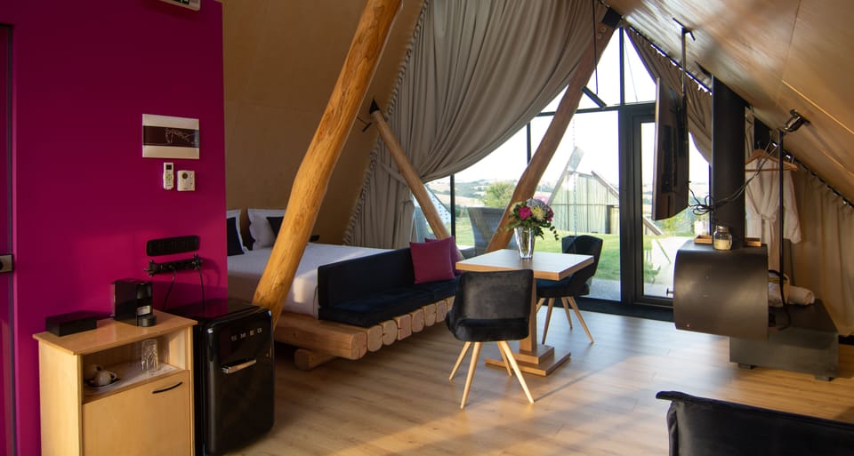 Luxury Studio Suite | In-room safe, blackout drapes, soundproofing, iron/ironing board