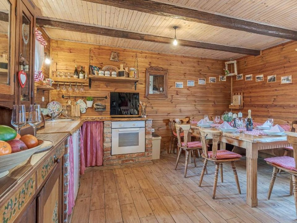 Chalet (Duplex one bedroom Chalet with Privat) | Living room | TV