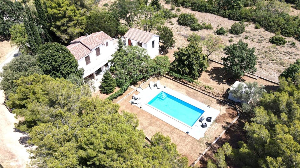 House (Three bedroom Holiday Home with swimm) | Property entrance
