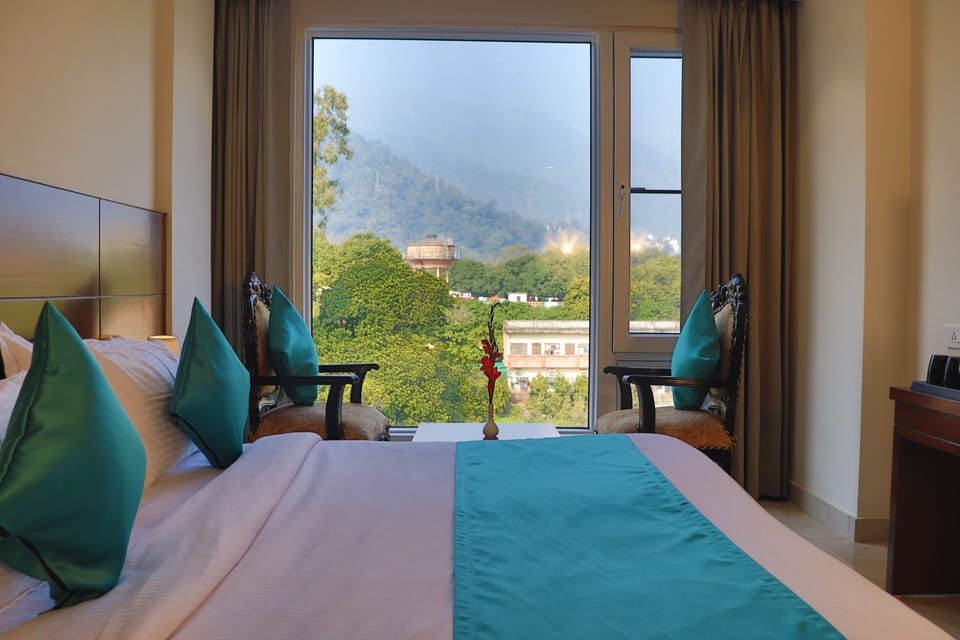 Executive King Room | 1 bedroom, free WiFi, bed sheets