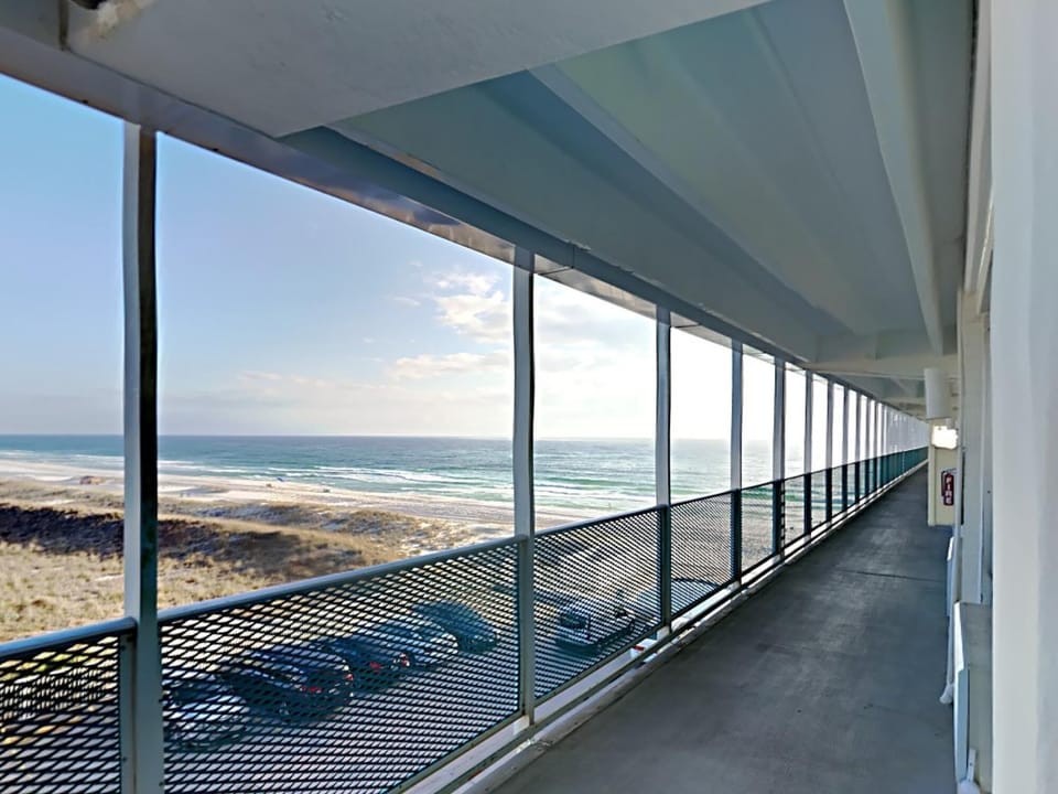 Condo, 1 Queen Bed with Sofa bed, Ocean View (#332 - No Pets Allowed) | Property grounds