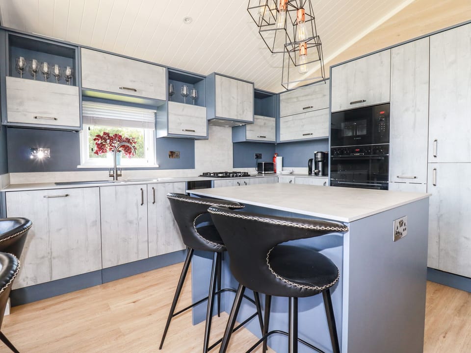 Fridge, dishwasher, electric kettle, toaster