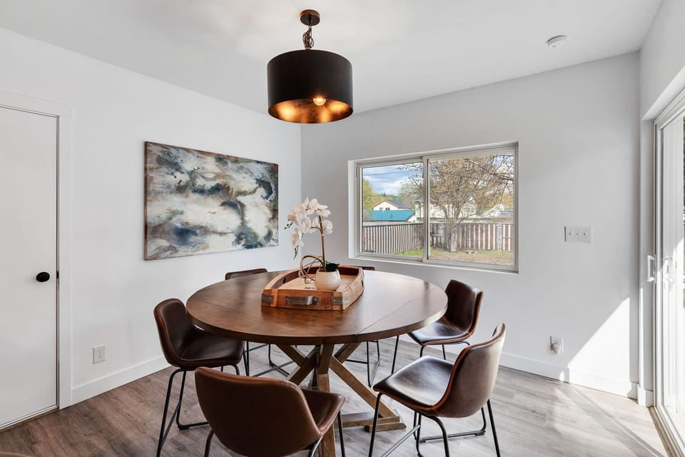 Through dining room there is outdoor/backyard access