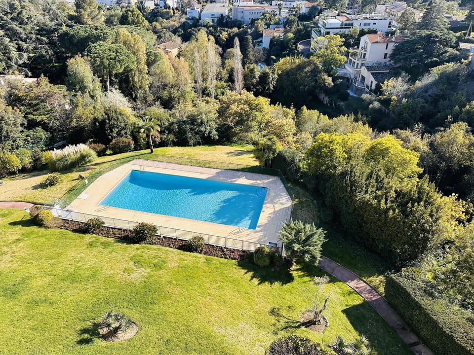 View of the shared pool from the terrace