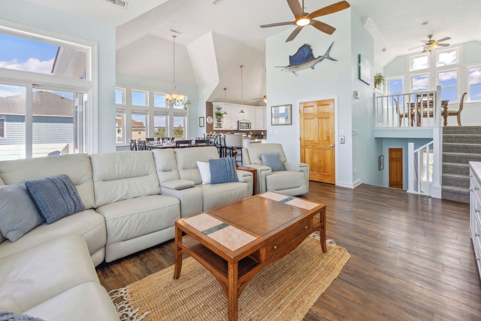 Surf or Sound Realty - 1038 - Chocolate Sundae - Great Room -2