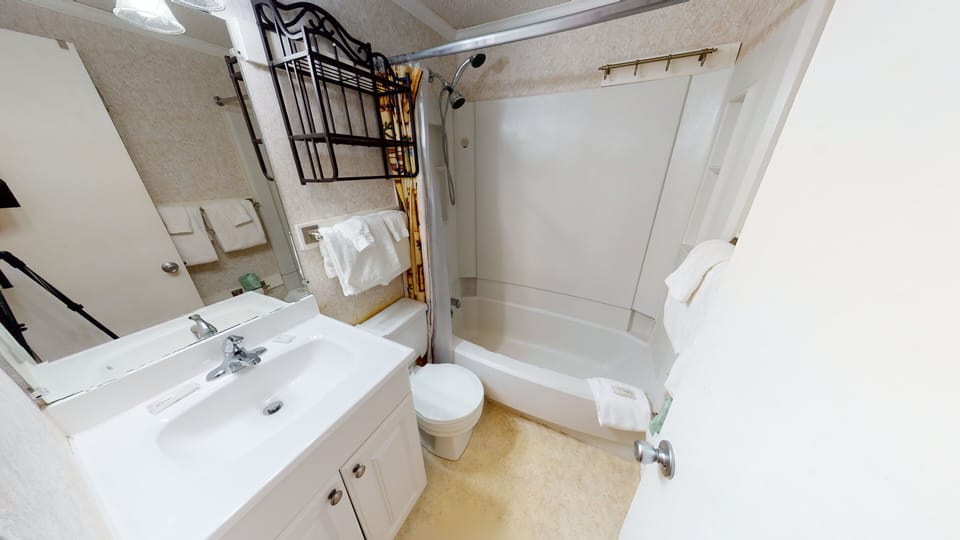 Tub/shower combo 