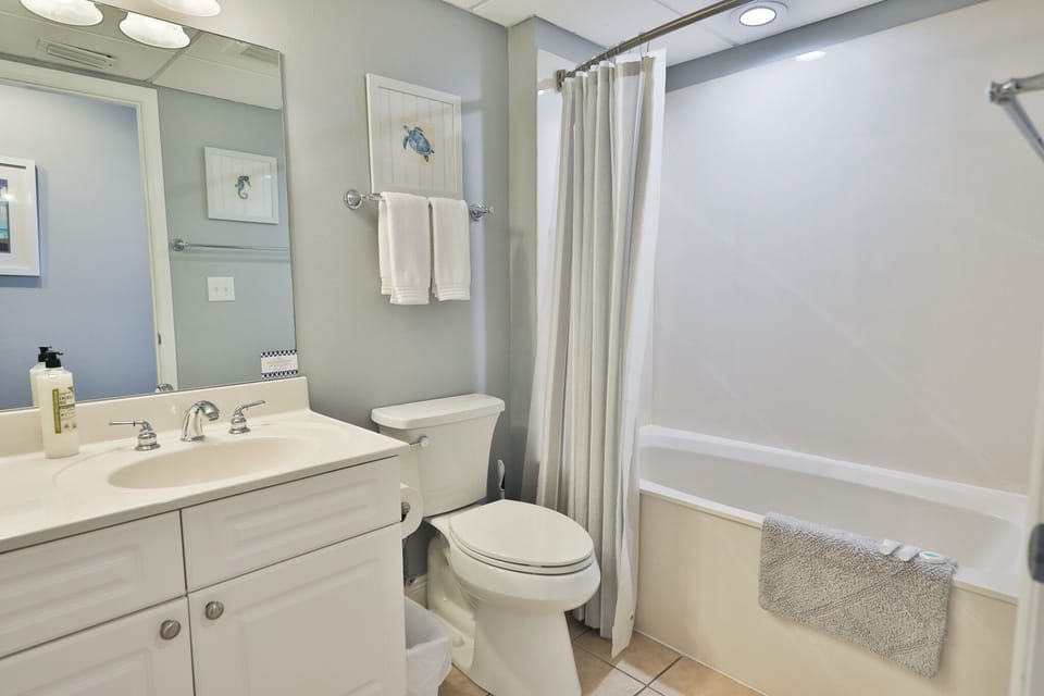 2nd bathroom.