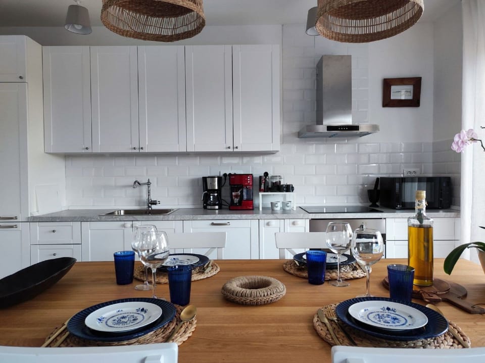 Apartment (One Bedroom Apartment with Terrace an) | Private kitchen | Fridge