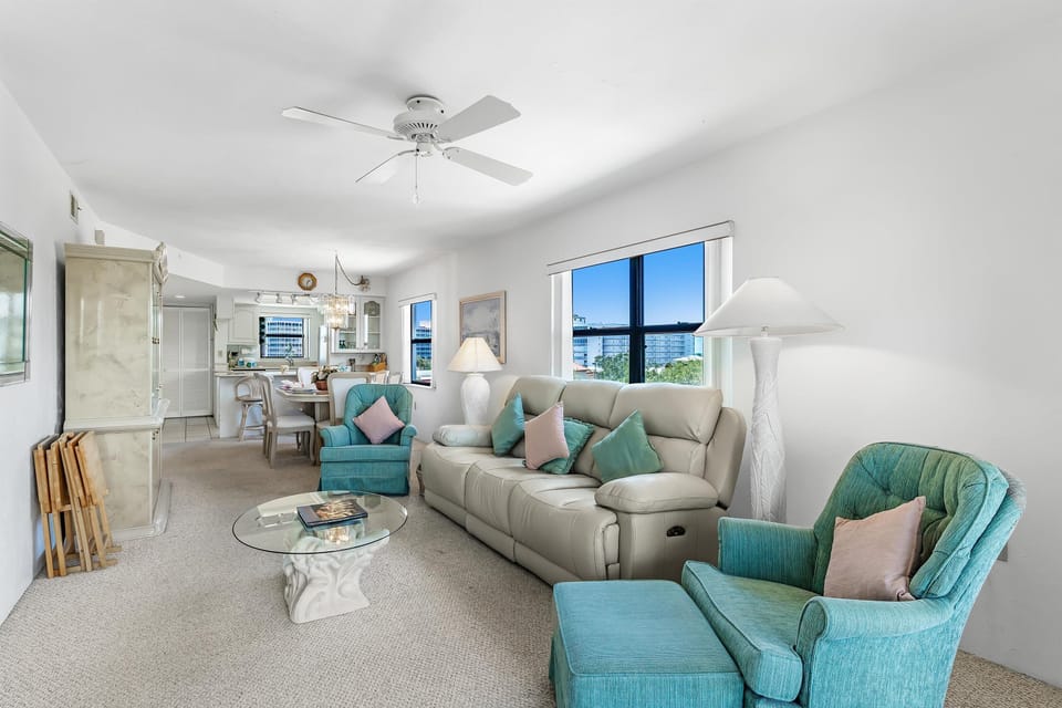 Condo, 2 Queen Beds, Balcony, Pool View | Living area | TV