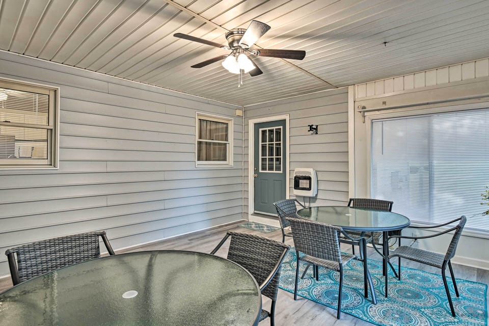 Shared Sunroom