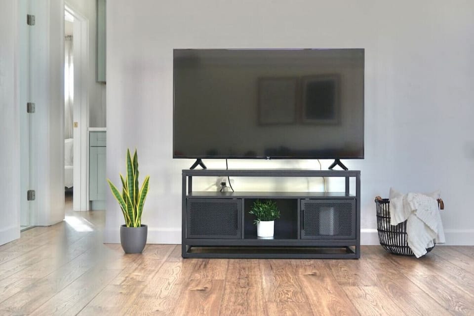 Smart TV with streaming services provided