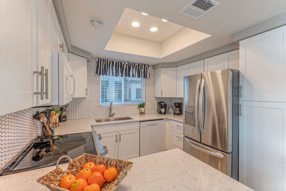Kitchen is supplied with all the gadgets and appliances you need to prep and serve your cuisine of choice.