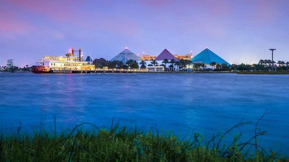 Moody Gardens less than 3 miles away