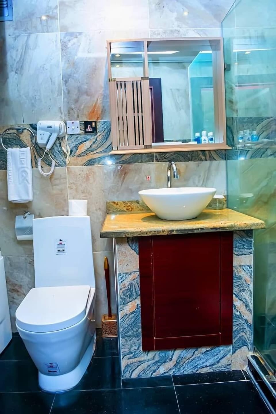 Deep soaking tub, rainfall showerhead, free toiletries, hair dryer