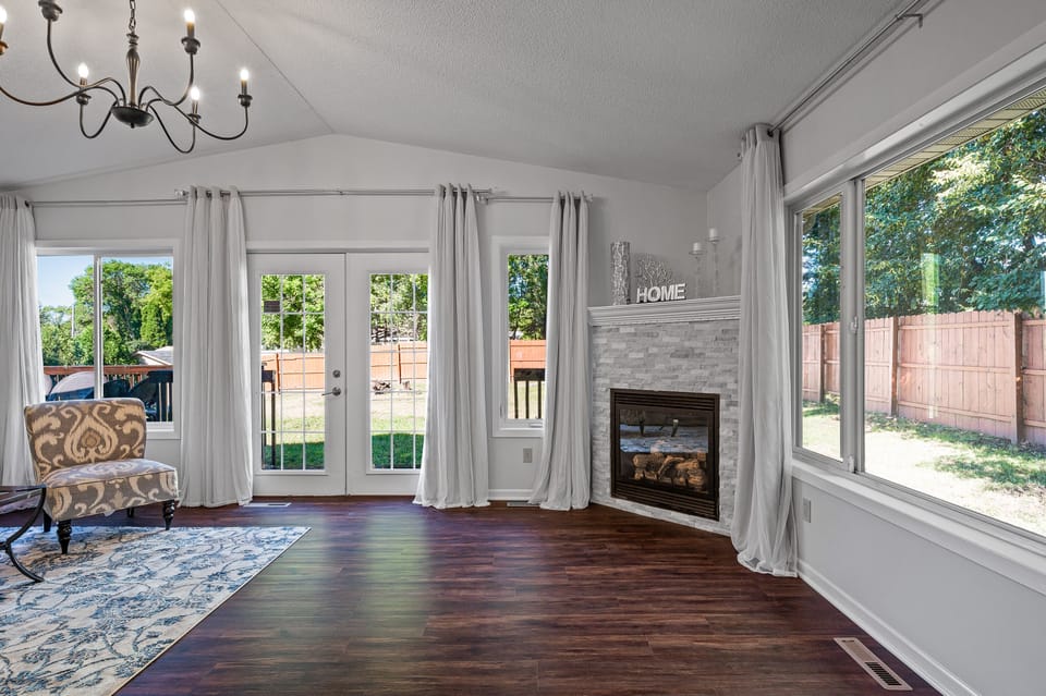 2nd Living Room