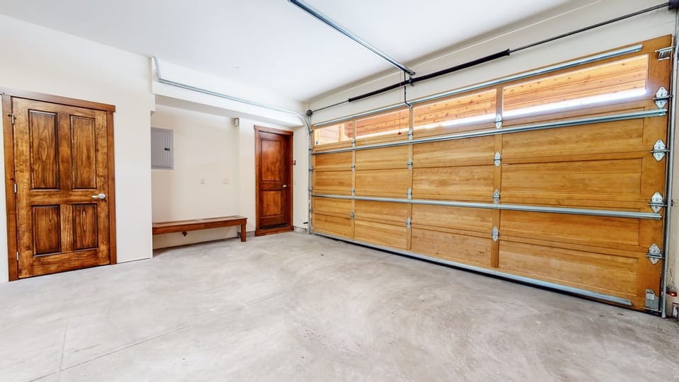 Townhome, 3 Bedrooms | Interior