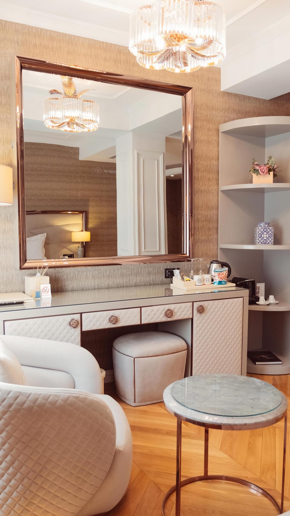Deluxe Room | Premium bedding, free minibar items, in-room safe, laptop workspace