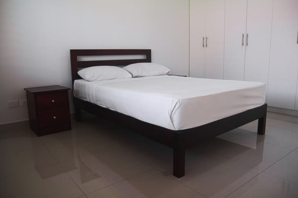 Apartment | Free WiFi, bed sheets