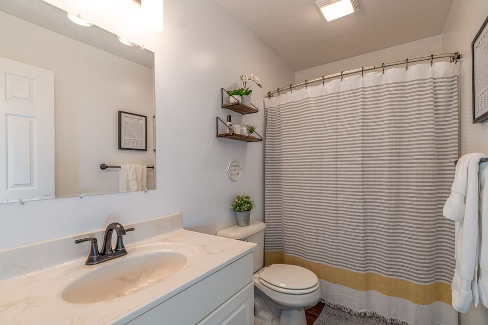 Main floor guest bathroom