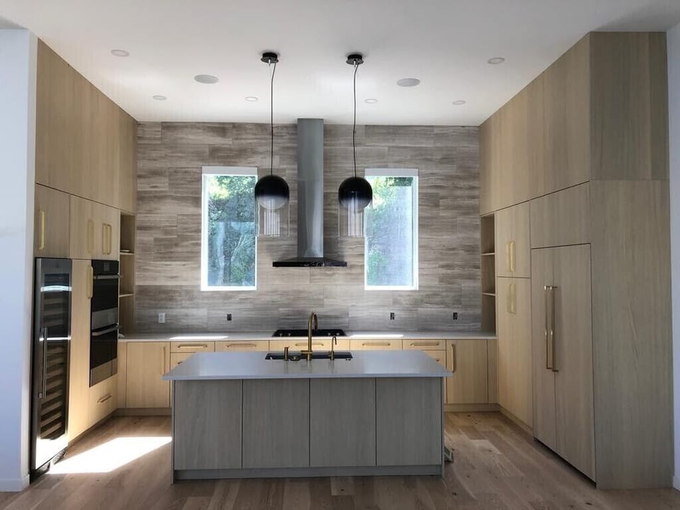 GOURMET KITCHEN