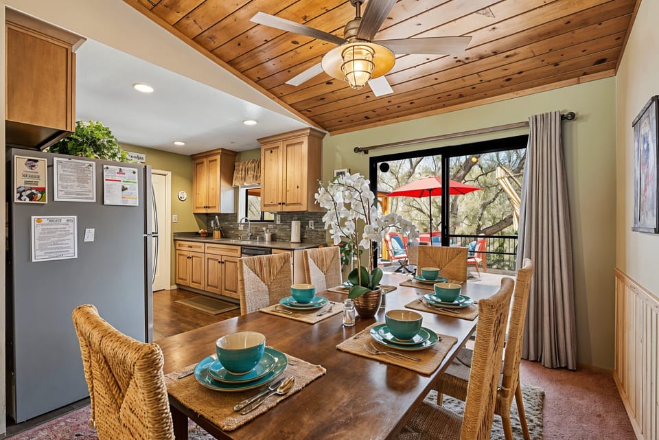 Indoors, Dining Room, Dining Table, Furniture, Table