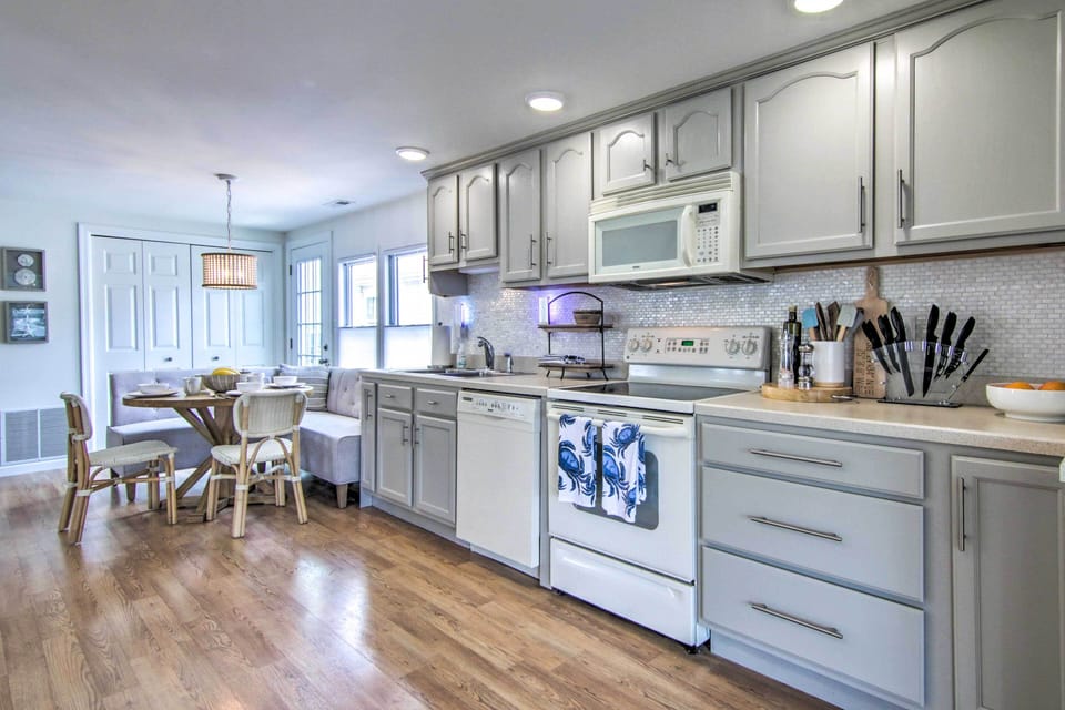 Kitchen | Cooking Basics | Blender | Coffee Maker | Toaster