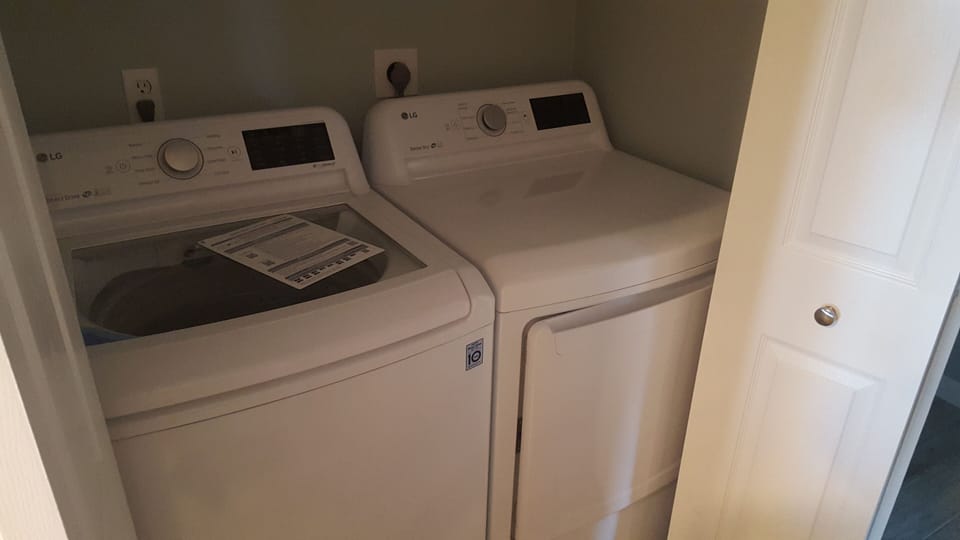 In-house Washer / Dryer