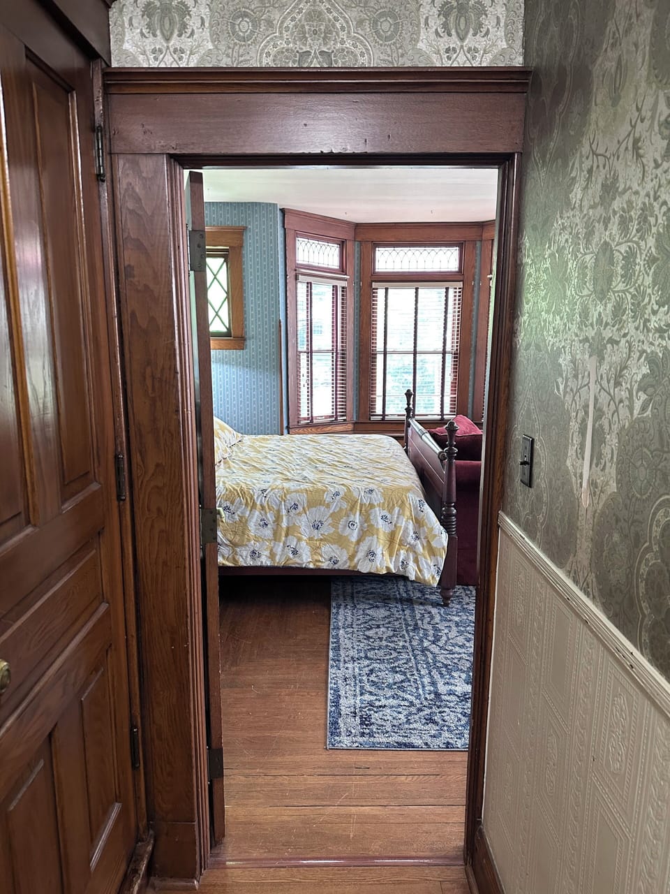 Signature Double Room, Private Bathroom (6-Private Bathroom Access) | Iron/ironing board, free WiFi