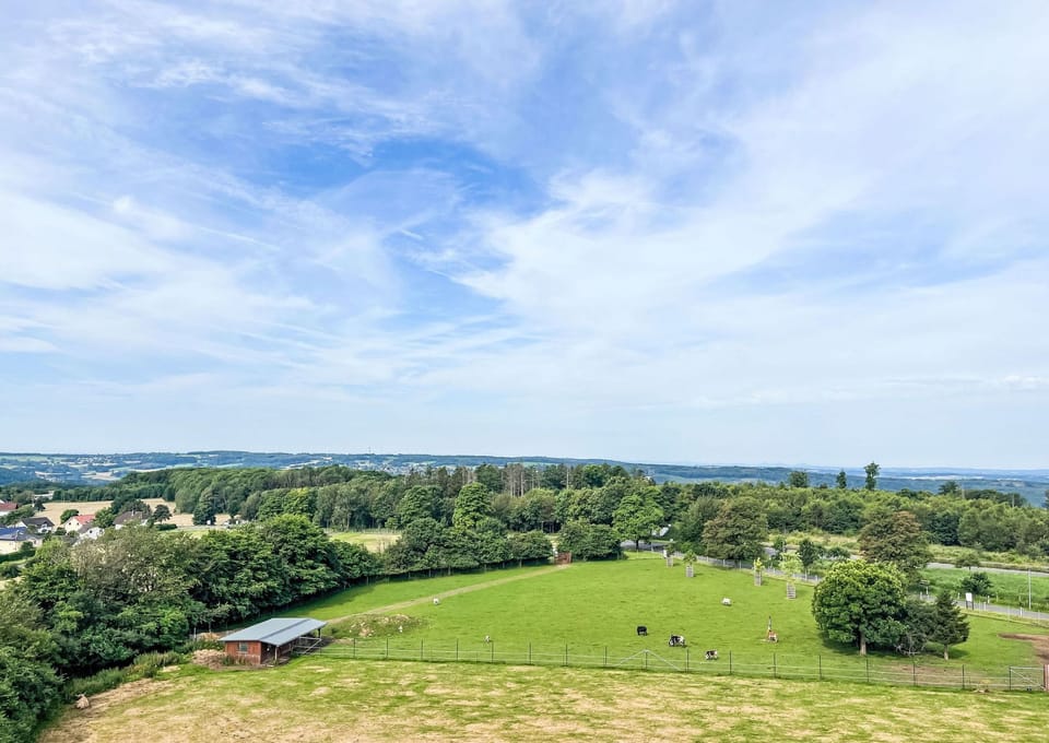 Cloud, Sky, Plant, Azure, Natural Landscape, Tree, Land Lot, Highland, Cumulus, Terrain