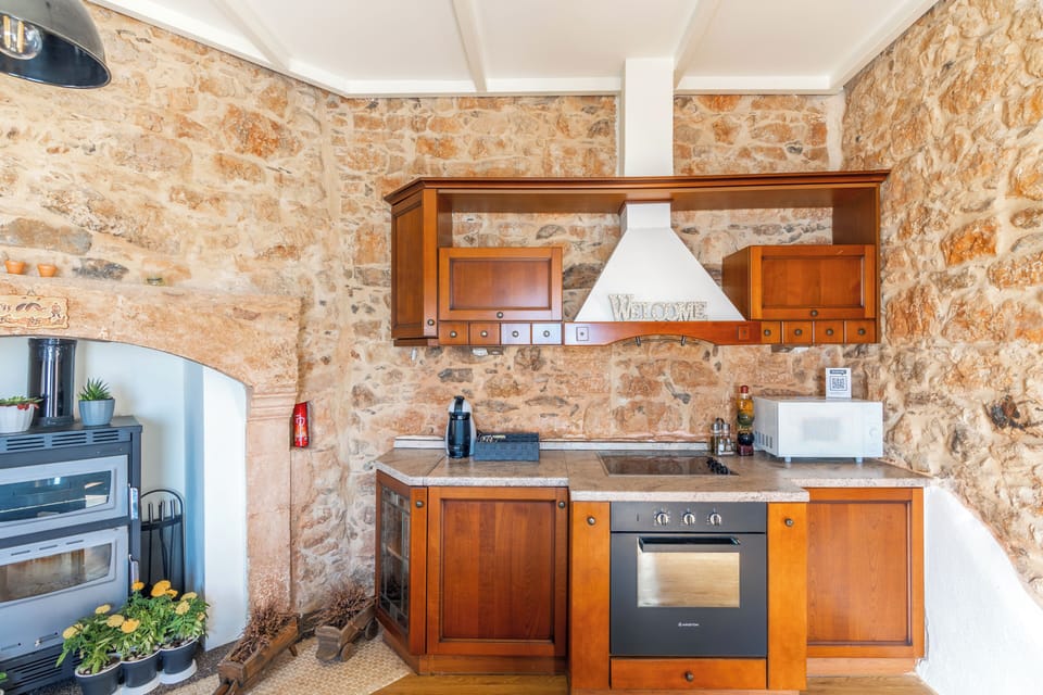 House, 4 Bedrooms, Accessible, Smoking | Interior