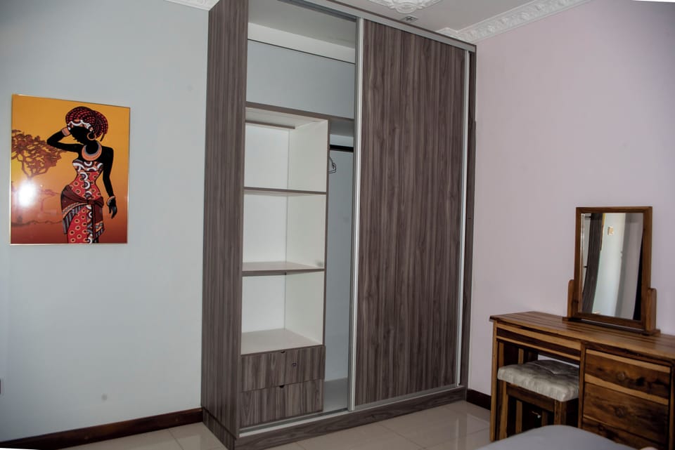 Apartment, 2 Bedrooms | 2 bedrooms, travel crib