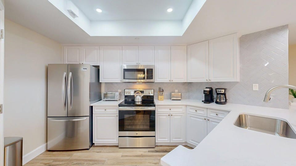 Fully Stocked Kitchen