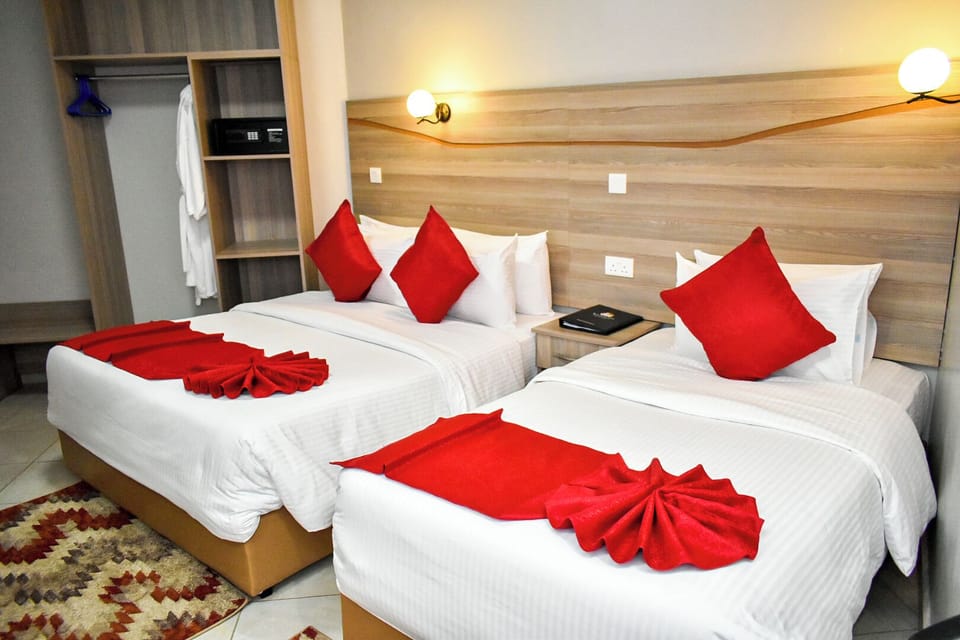 Superior Twin Room | Premium bedding, memory foam beds, desk, laptop workspace
